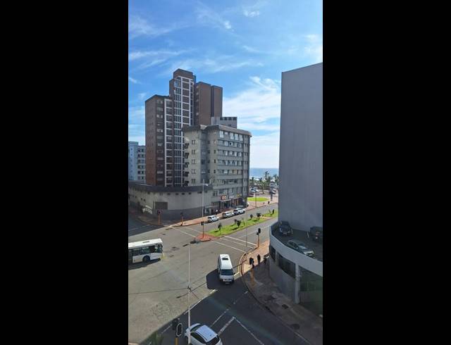 3 BEDROOM APARTMENT FOR SALE IN NORTH BEACH